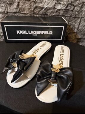 Karl Lagerfeld “Ciaran” Beautiful ❤️‍🔥 Sandals with Black Bow